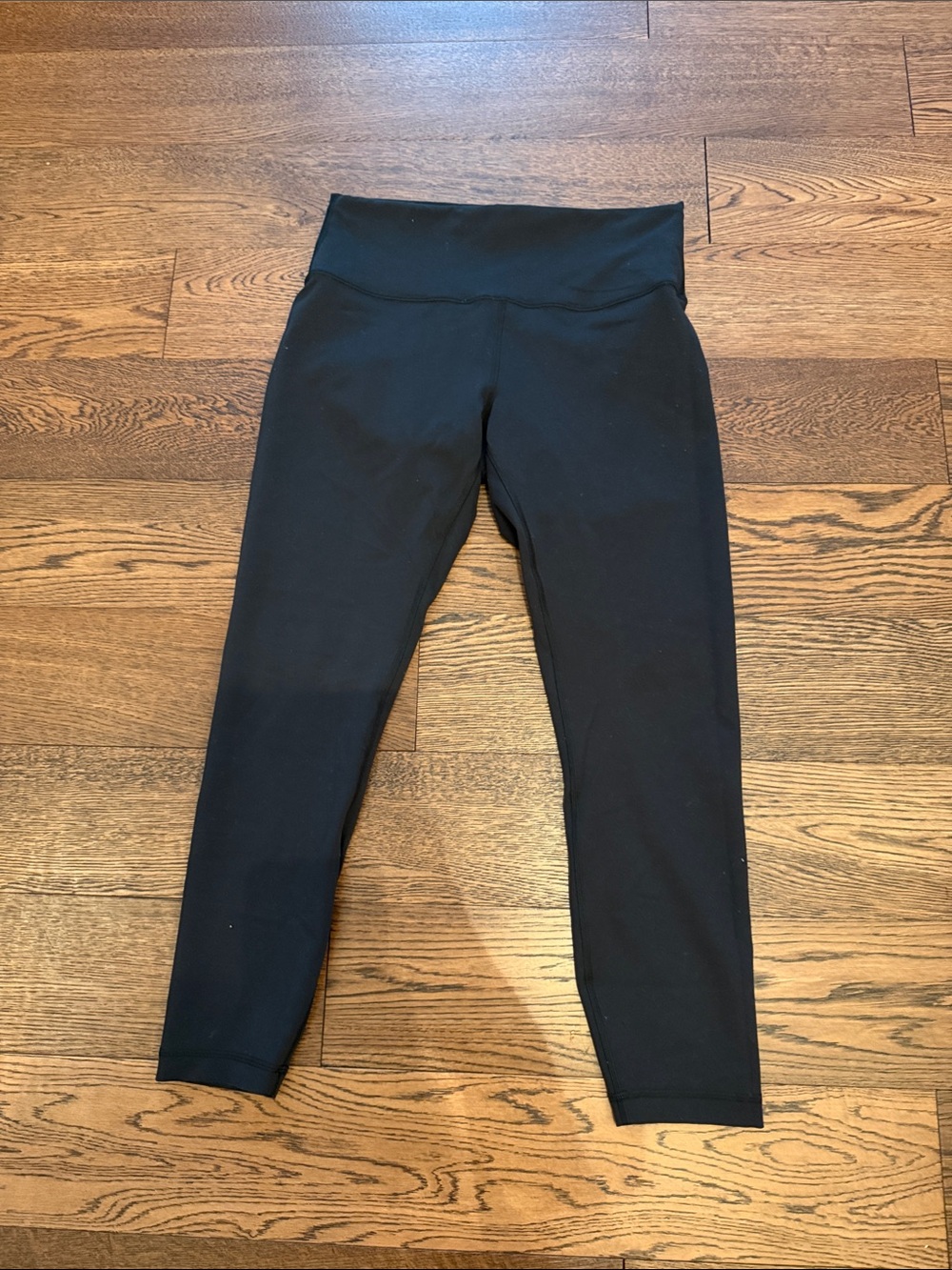 Lululemon high rise Wunder Train 25”